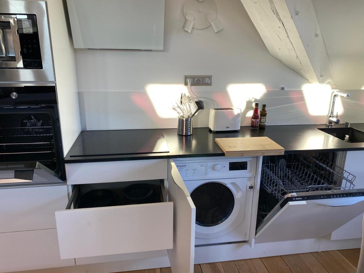 Demeure Saint Louis Historic Manor, City 700M, Parking,A C,Clim,Wifi, Heated Pool, City View Carcassonne Eksteriør billede