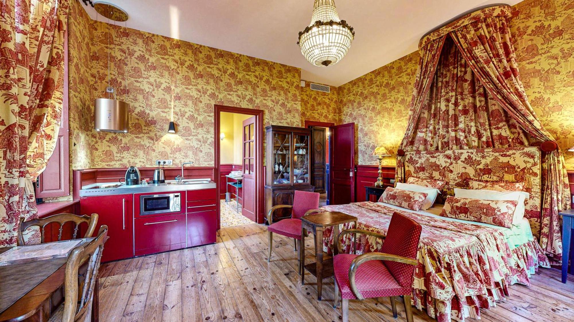 Demeure Saint Louis Historic Manor, City 700M, Parking,A C,Clim,Wifi, Heated Pool, City View Carcassonne Eksteriør billede